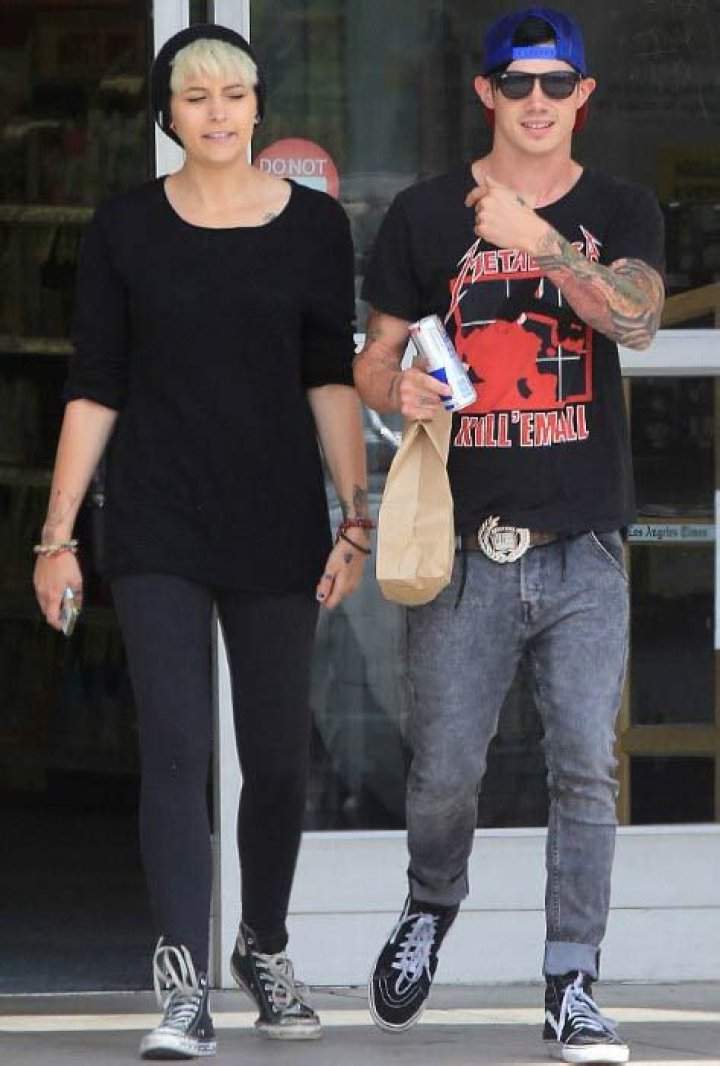 Paris Jackson Height, Weight, Age, Boyfriend, Family, Facts, Biography