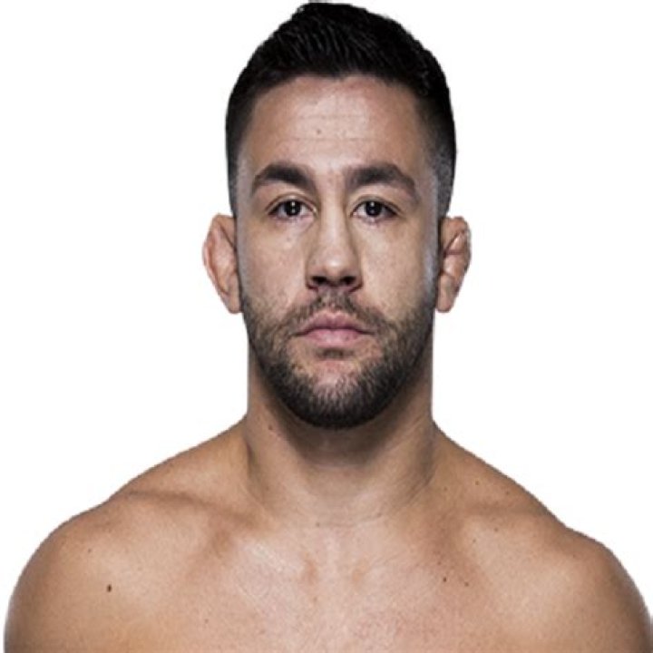Pedro Munhoz UFC Contract and Salary; Who is his Wife? (Bio, Age, Family, Net worth, Career)