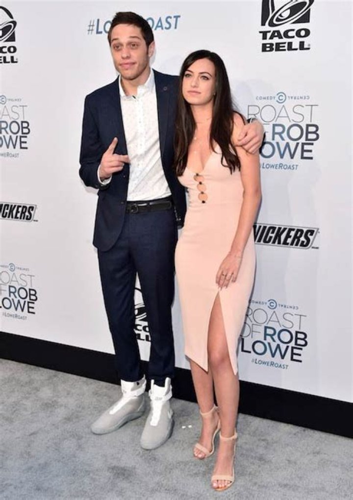 Pete Davidson Height, Weight, Age, Girlfriend, Family, Facts, Biography