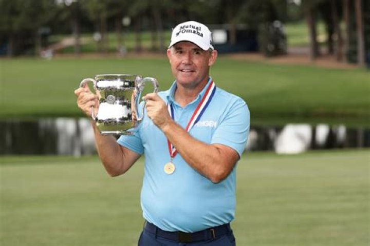 PGA Golfer Omar Uresti Biography (Net worth, Wife, Family, Career, Nationality)