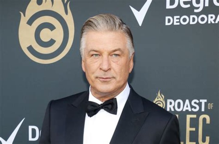 Server Claims Alec Baldwin Called Her a "Peasant" During Star-Studded Gala
