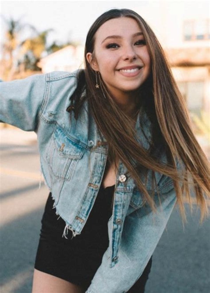 Sophia Lucia Height, Weight, Age, Boyfriend, Family, Facts, Biography