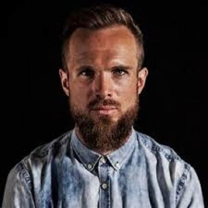 Swiss professional football goalkeeper Stefan Frei Net Worth, Salary, Market Value: Is He Married?