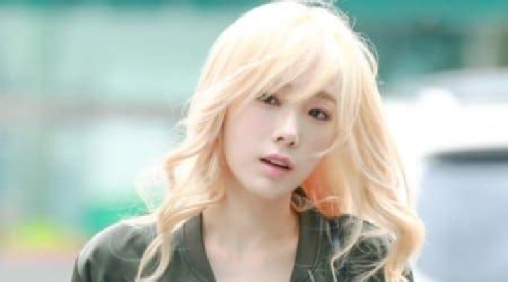 Taeyeon (Kim Tae-yeon) Height, Weight, Age, Boyfriend, Family, Biography
