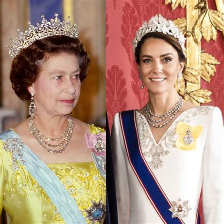 The One Thing Queen Elizabeth Never Leaves Home Without