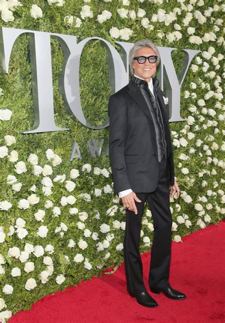 Tommy Tune - Bio, Age, net worth, height, Wiki, Facts and Family