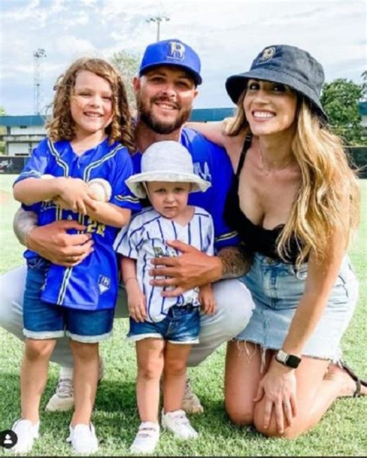 Travis Blackley Bio, Age, Net Worth, Salary, MLB, Wife, & Children