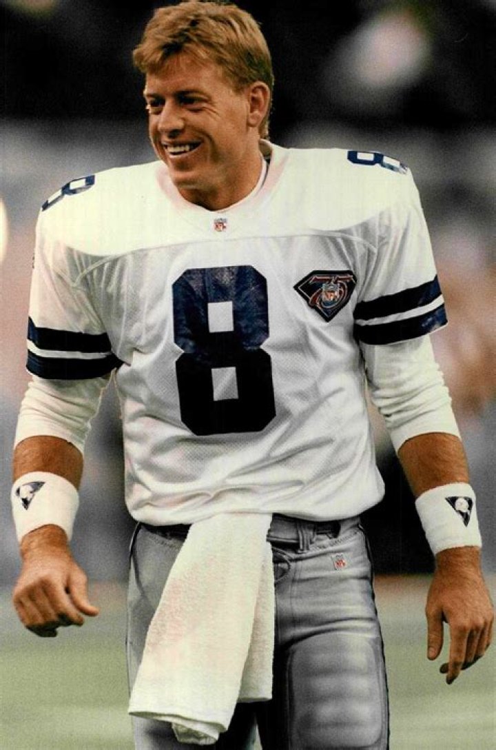 
Troy Aikman