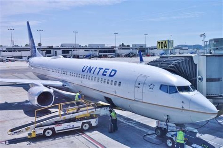 United Passengers Threaten Boycott Over New Boarding Rules
