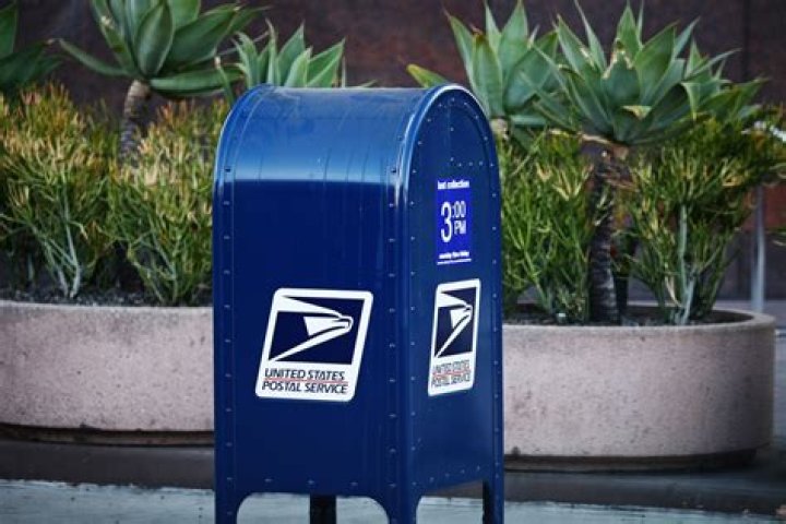 USPS Employee Explains Massive Mail Delays: "It's a Whole Mess"