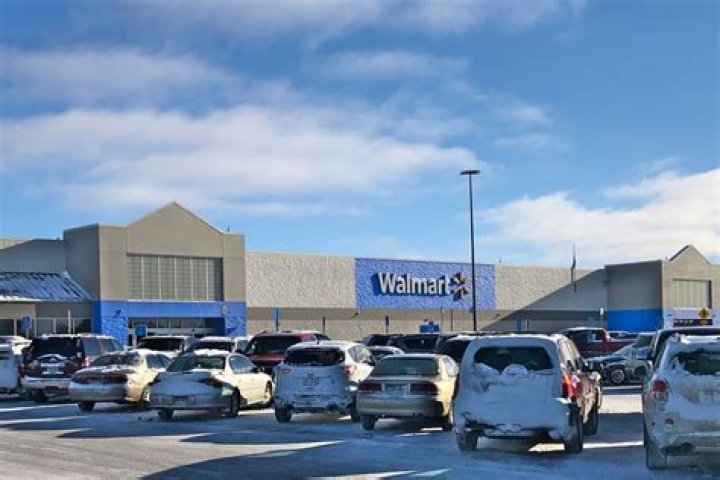 Walmart Shoppers Say Delivery Orders Are Missing — Best Life