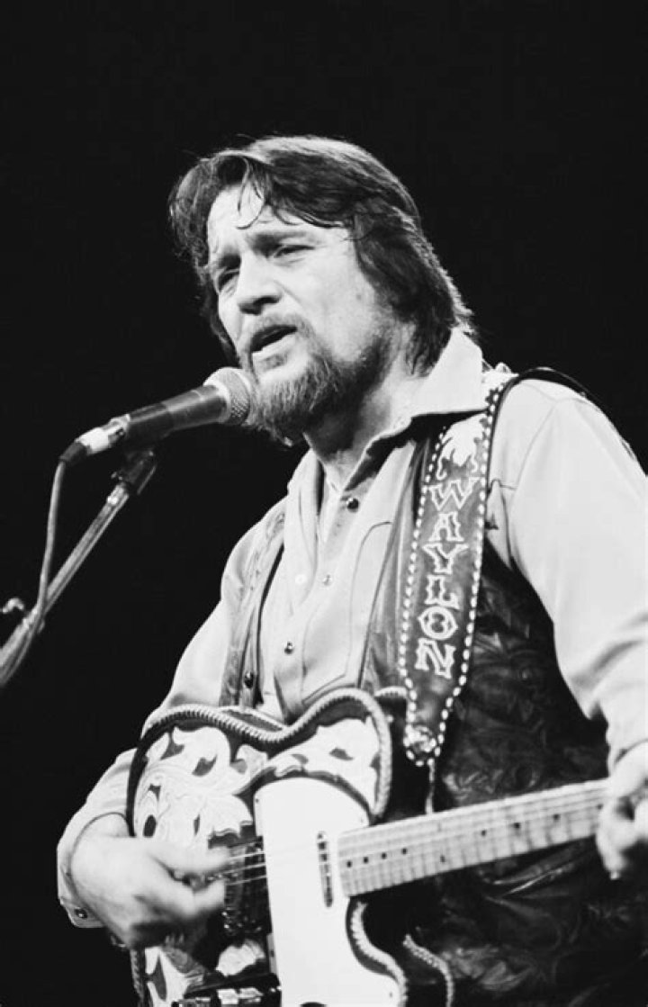 Waylon Jennings - Bio, Age, net worth, height, Wiki, Facts and Family