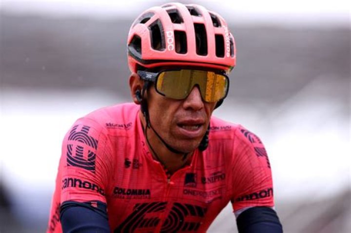 What is his salary on Team Arkea-Samsic? Nairo Quintana Wife; Who is the wife of the Colombian Cyclist?