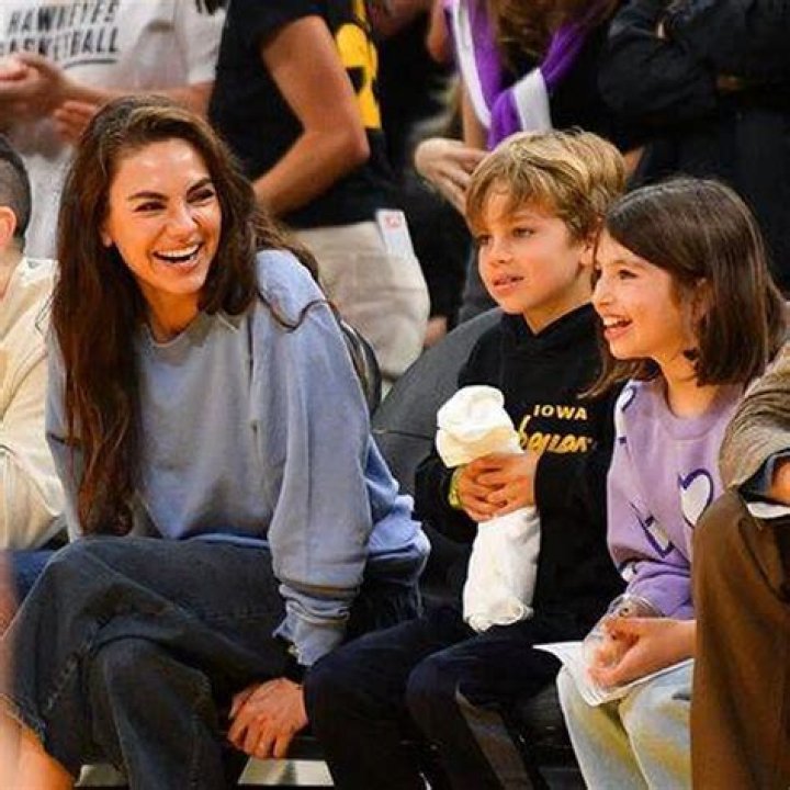 Who Are Ashton Kutcher's Closest Friends?