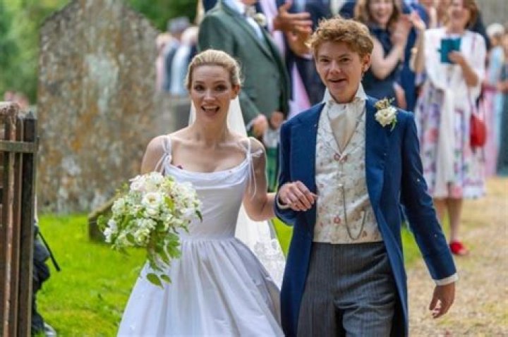 Who is Ava Sangster Dating Now?