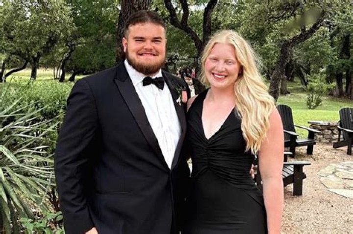 Who is Brock Burnett Dating Now