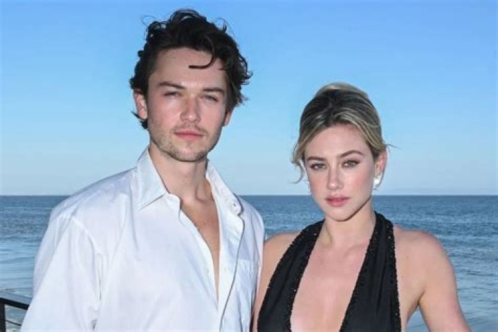 Who is Chloe Reinhart Dating Now?