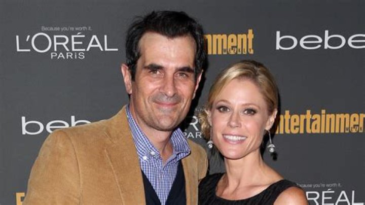 Who is Courtney Burrell Dating Now