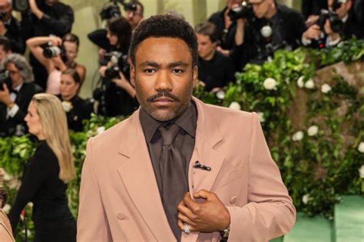 Who is Dessy Gambino Dating Now?