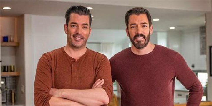 Who is Drew Ryan Scott Dating Now