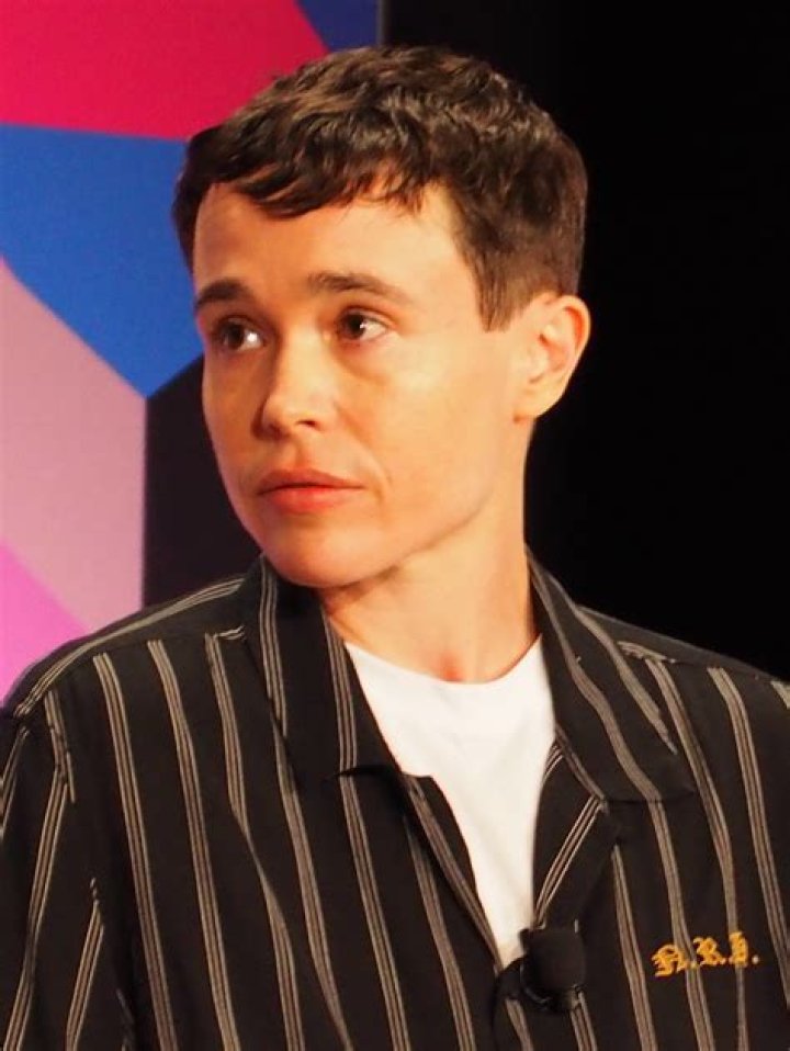 Who is Elliott Hulse Dating Now?
