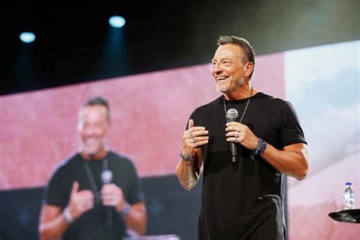 Who is Erwin Raphael McManus Dating Now?