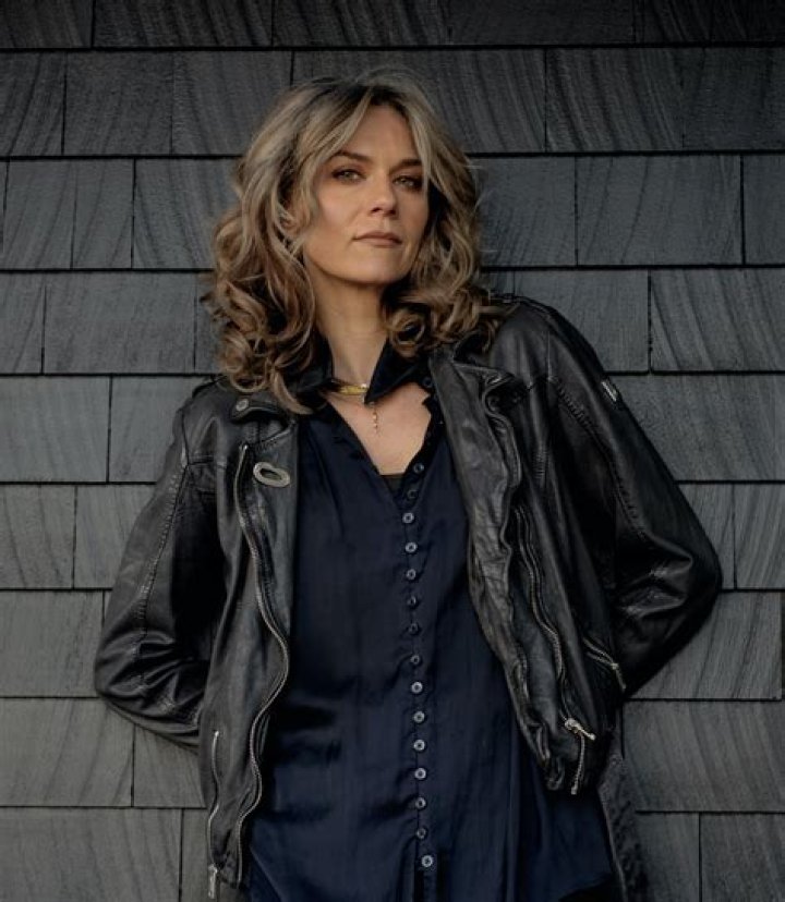 Who is Hilarie Burton Dating Now