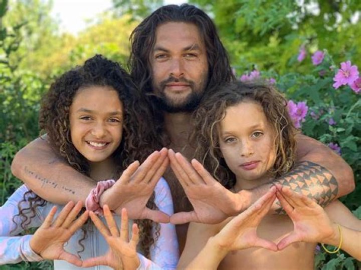 Who is Jadon Wells Dating Now?