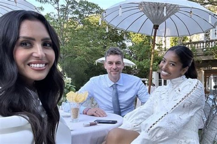 Who is Jaisavage Dating Now?