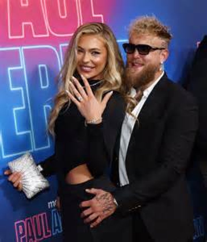 Who is Jake Paul Dating Now