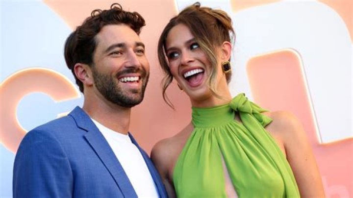 Who is Joey Maalouf Dating Now?