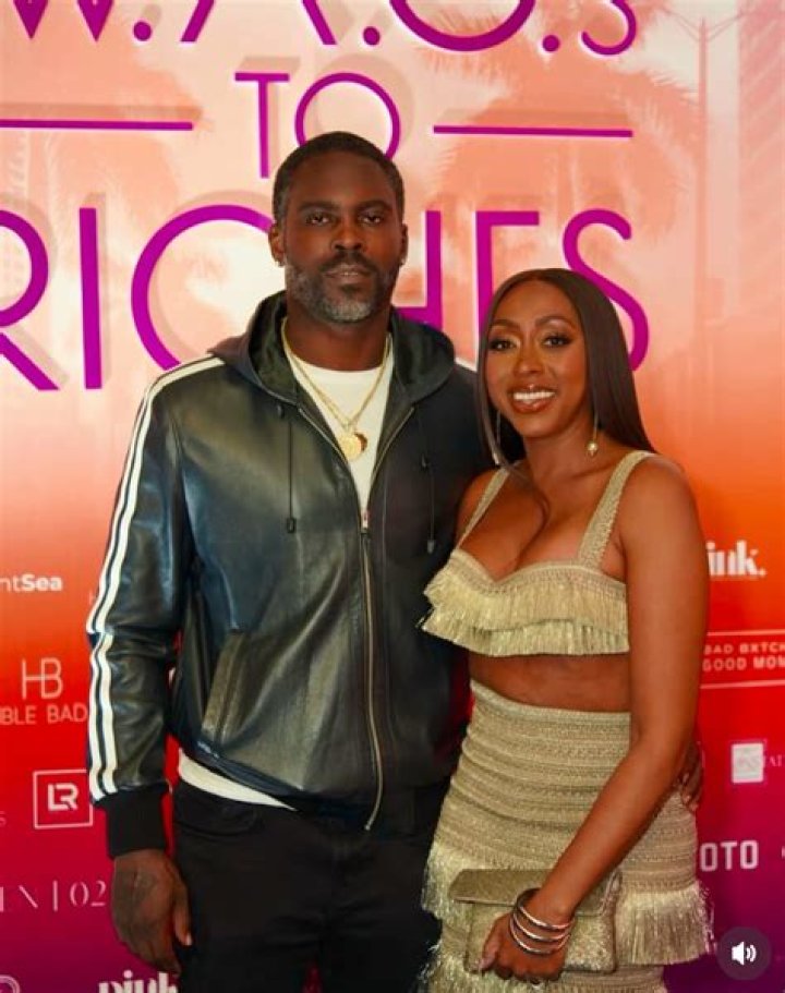Who is Kijafa Frink Dating Now?