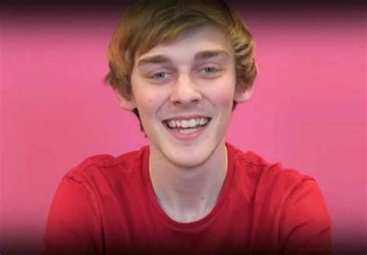 Who is Lance Thirtyacre Dating Now?