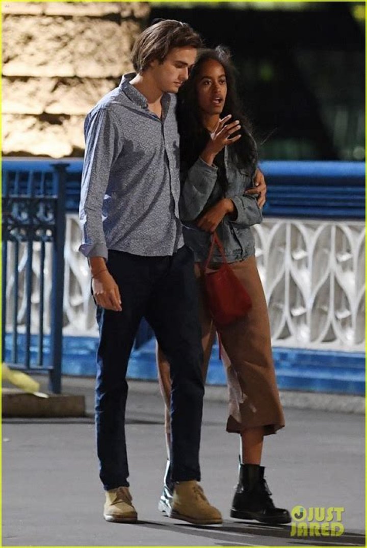 Who is Malia Obama Dating Now