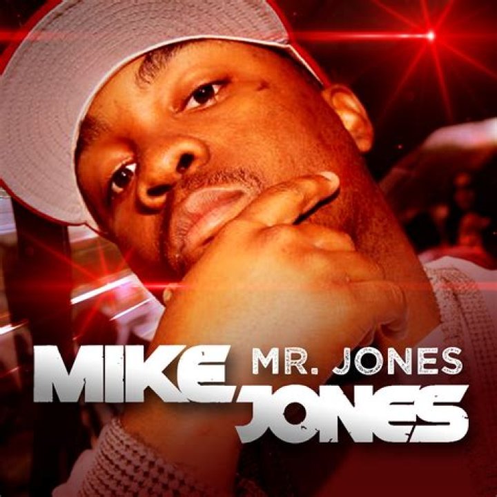 Who is Mike Jones Dating Now