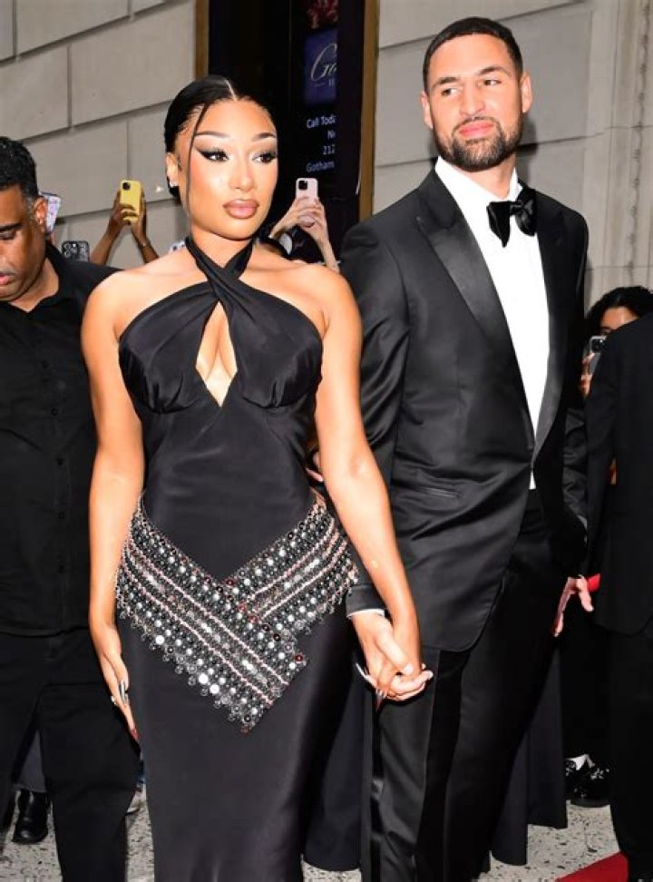 Who is Mychel Thompson Dating Now?