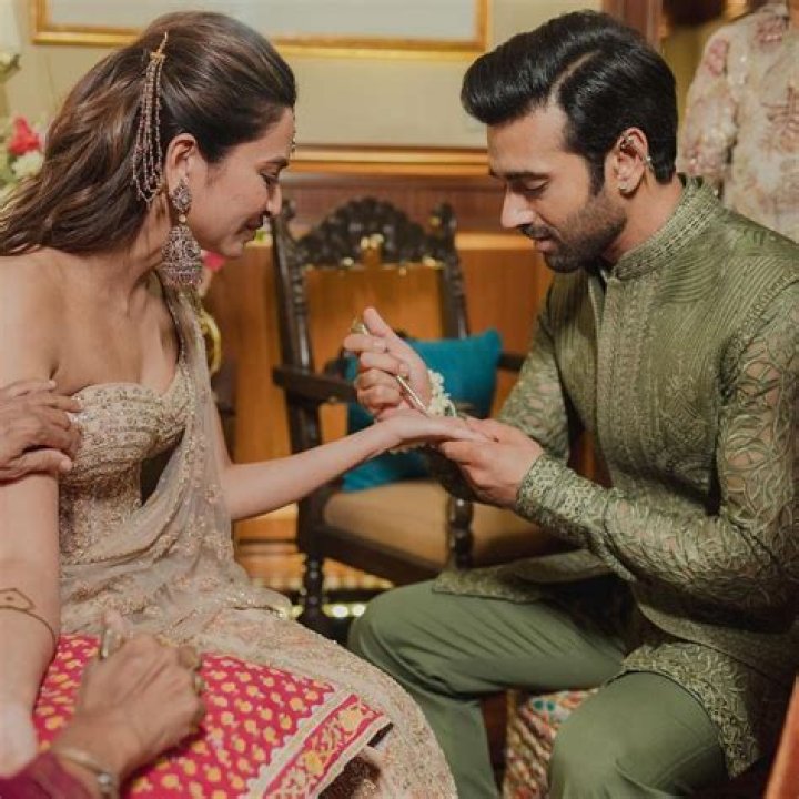Who is Pulkit Samrat Dating Now?