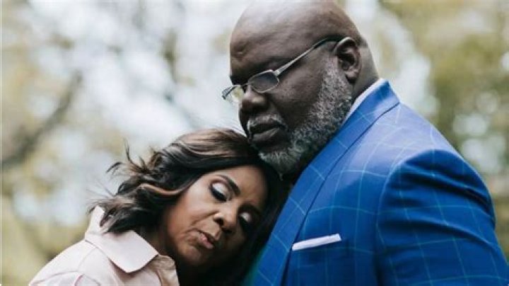 Who is Serita Jakes Dating Now