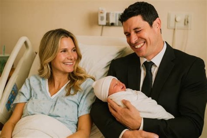 Who is Sidney Crosby Dating Now