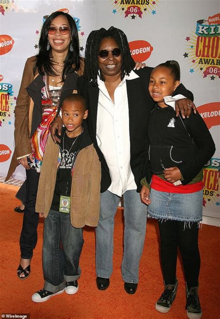 Whoopi Goldberg’s Daughter: Alex Martin Wiki-Bio, Husband, Married, Children, Net Worth, Family