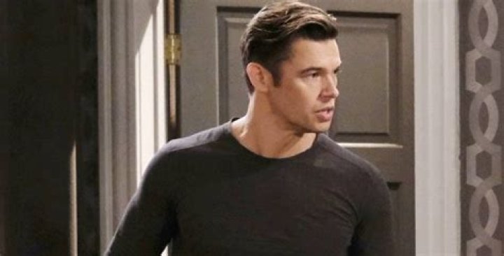Xander’s Mysterious Call-Looks To Stefan For Answers, But Might Konstantin Be Setting A Trap?