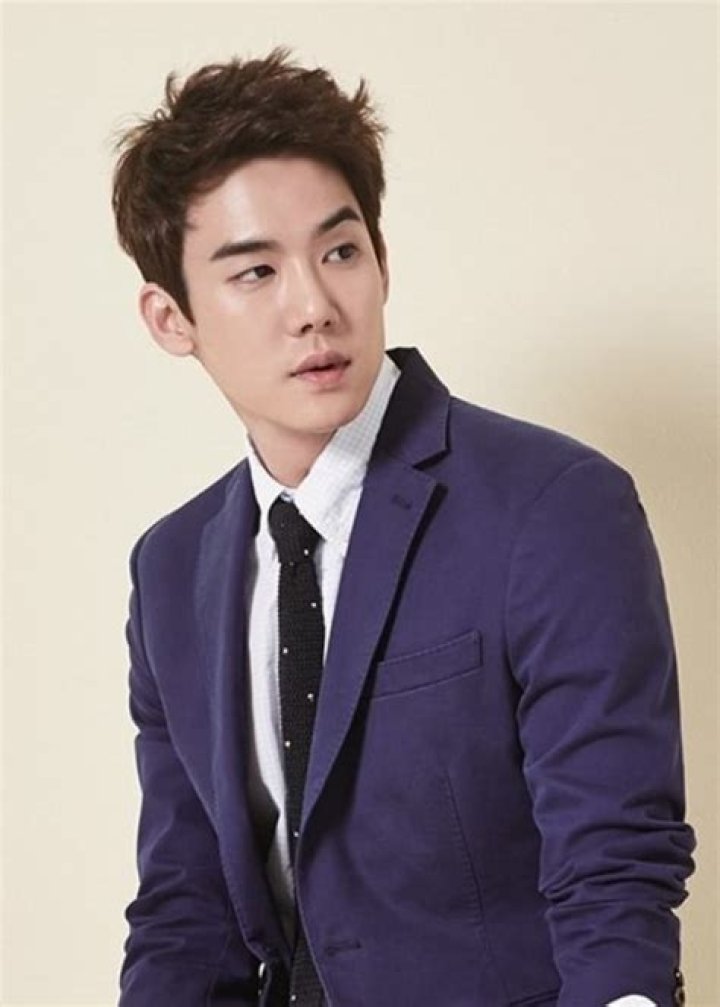 Yoo Yeon-seok Height, Weight, Age, Biography, Family, Facts
