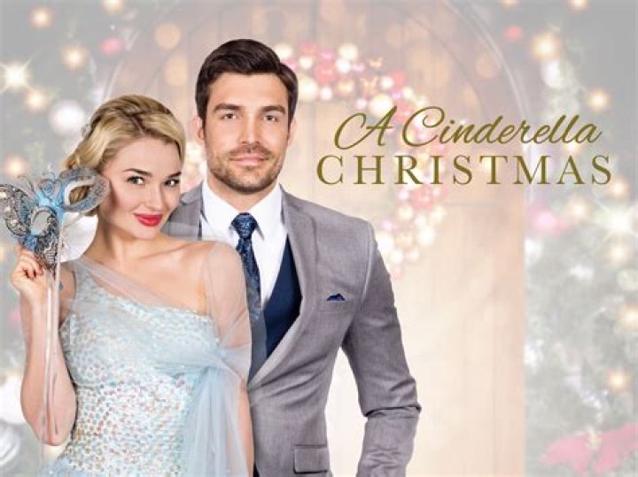 Your First Look to Pasadena Playhouse’s “A Cinderella Christmas” Starring Lauren Taylor & Kenton Duty – Celeb Secrets